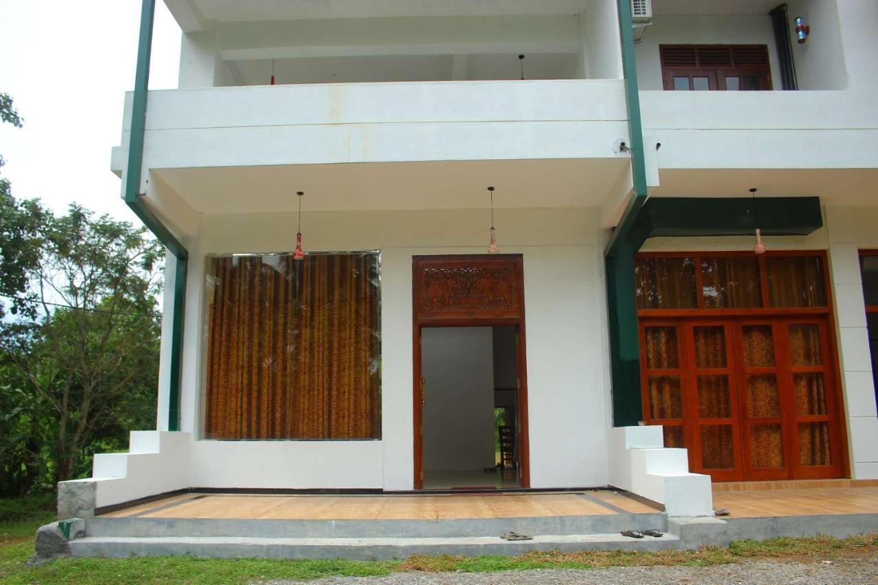 Heritage Eco Resort Kelaniya Exterior photo